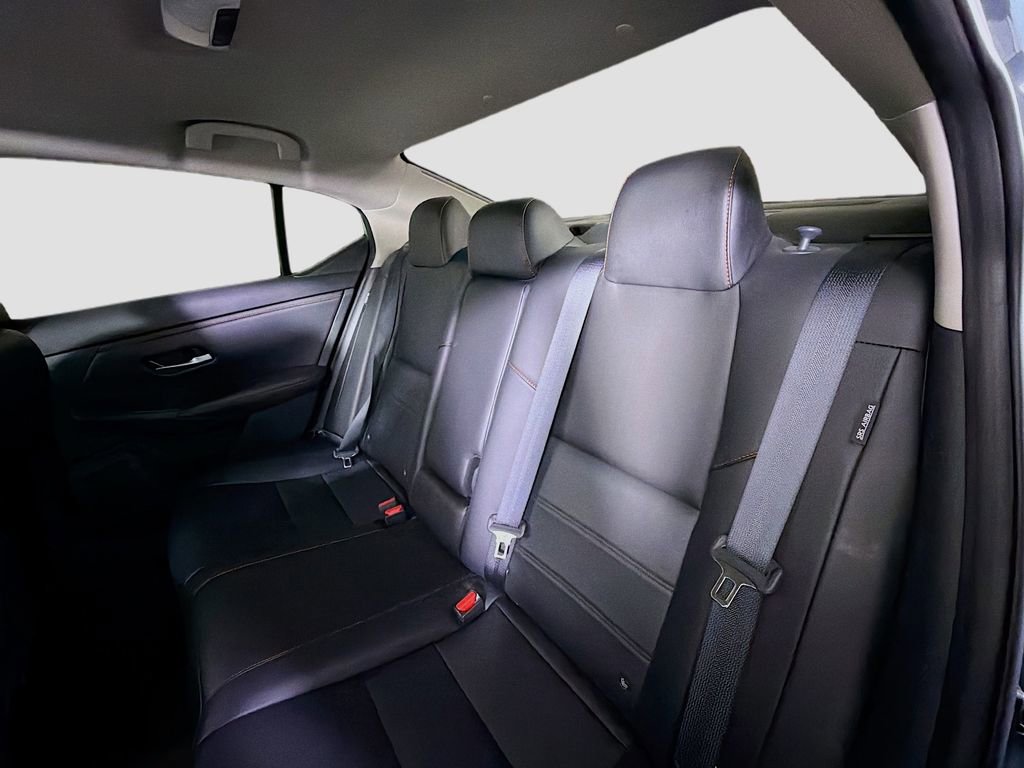 Used 2025 Nissan Sentra SR w/ SR Premium Package FWD image 24