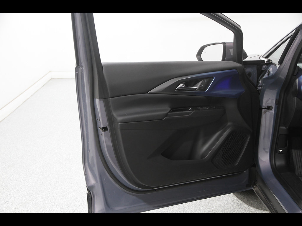 Used 2024 Chevrolet Equinox EV LT FWD image 5