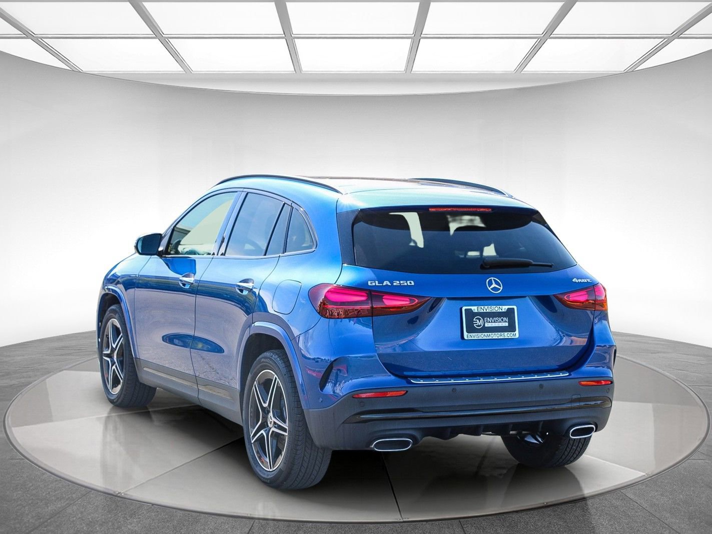 Certified 2025 Mercedes-Benz GLA 250 4MATIC image 2