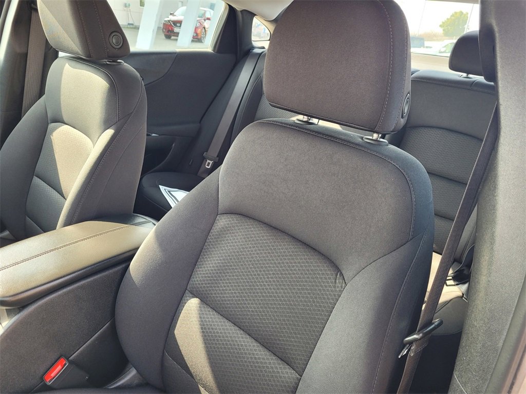 Used 2024 Chevrolet Malibu LT image 11