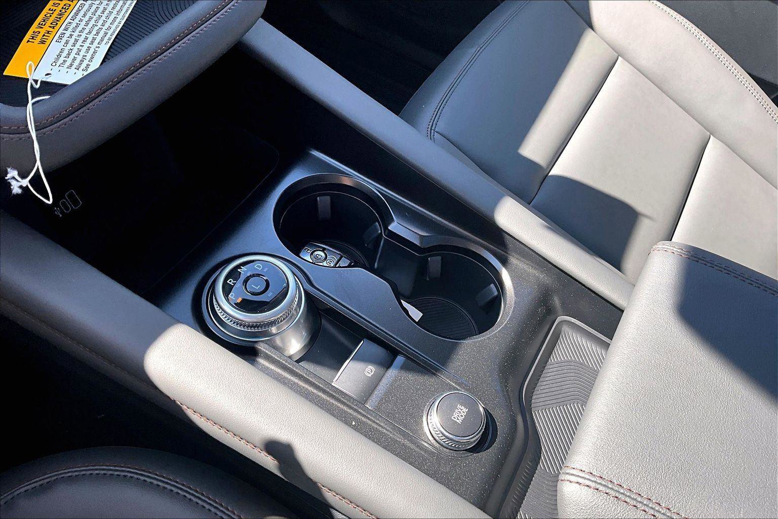 New 2026 Ford Explorer Active AWD/4WD image 8