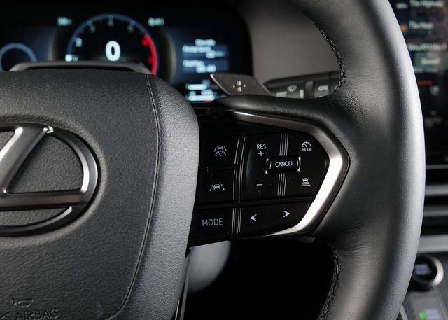 Used 2025 Lexus GX 550 550 Luxury+ w/ Accessory Package (2T) image 20