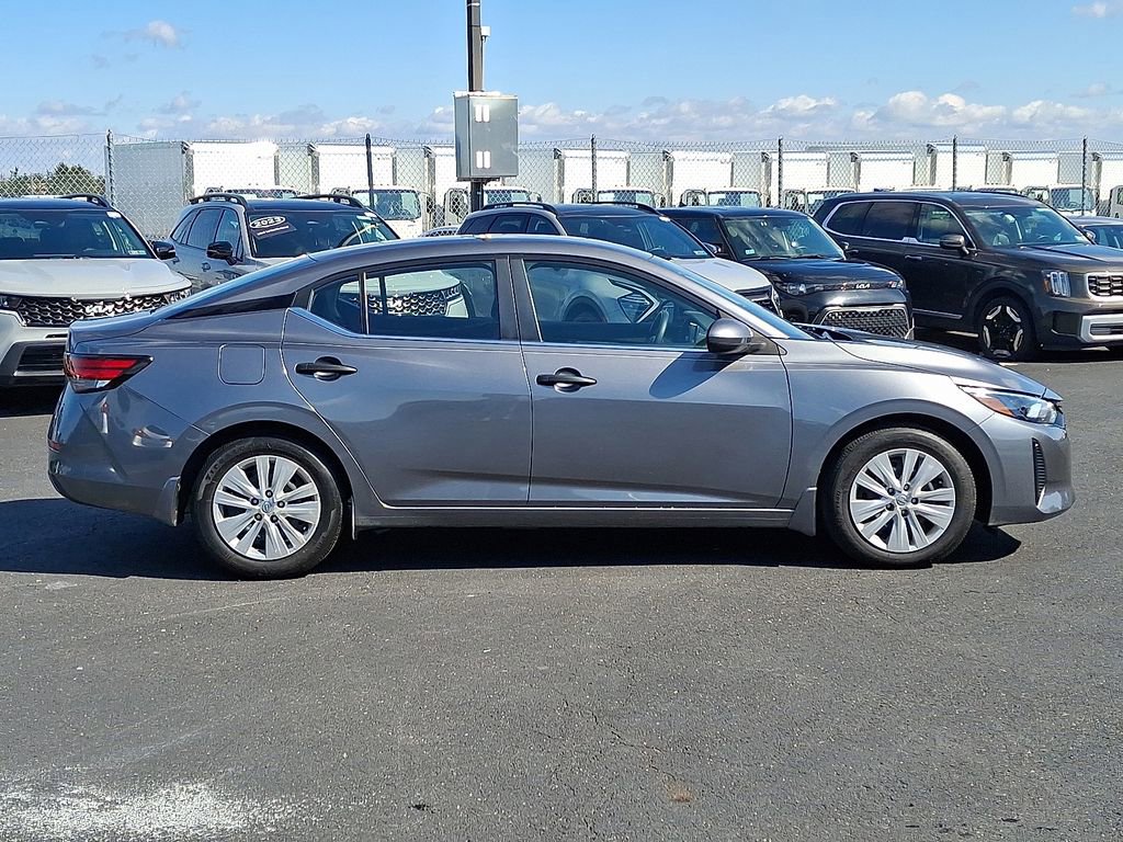 Used 2024 Nissan Sentra S FWD image 7