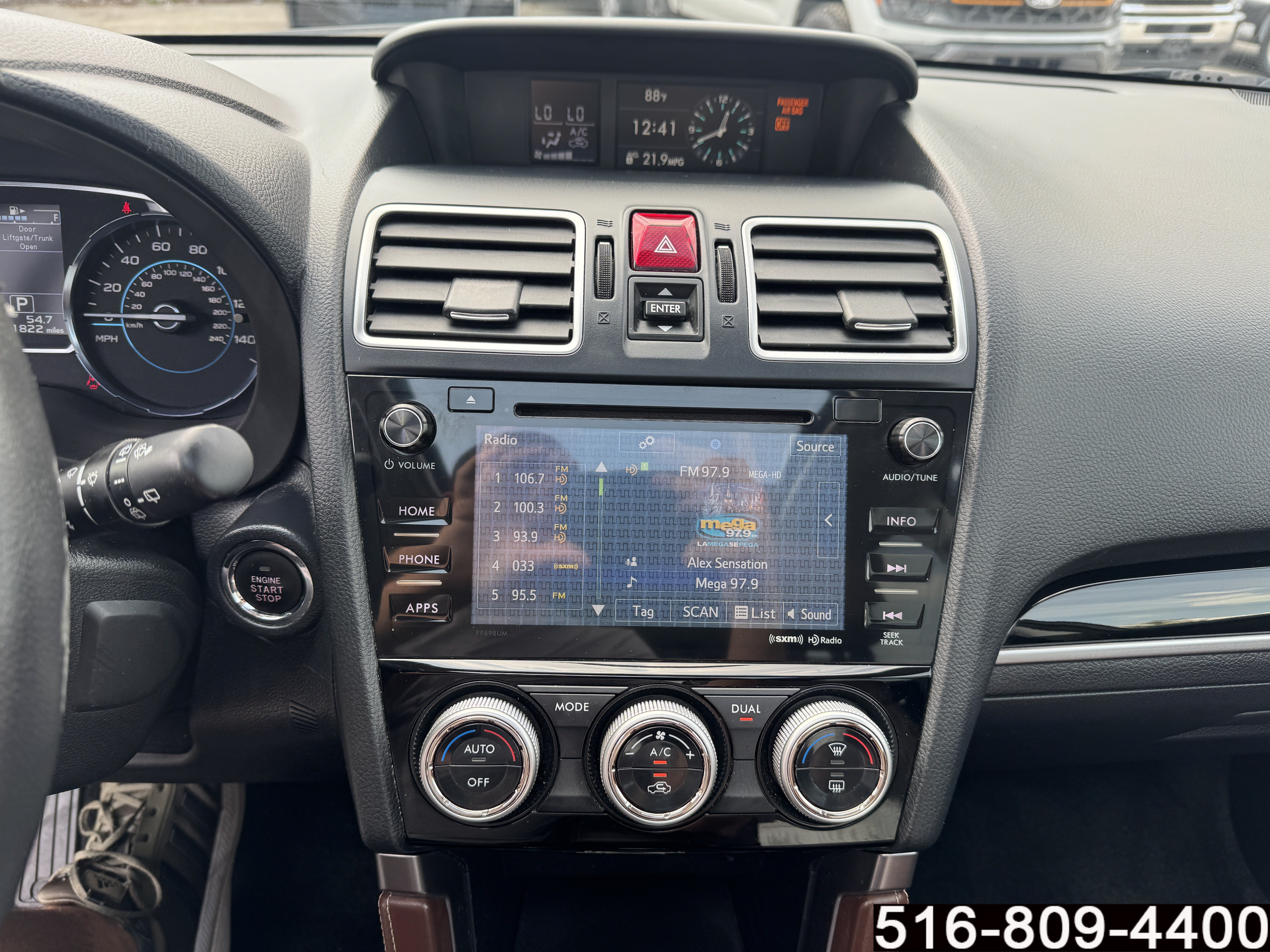 Used 2017 Subaru Forester 2.5i Touring AWD/4WD image 19