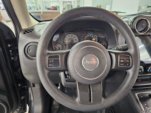 Used 2016 Jeep Patriot Sport w/ Power Value Group FWD image 15
