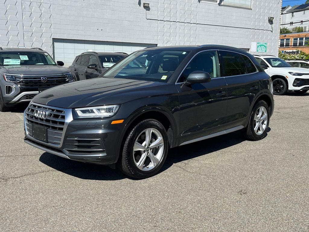 Used 2020 Audi Q5 2.0T Premium Plus w/ Premium Plus Package AWD/4WD image 5