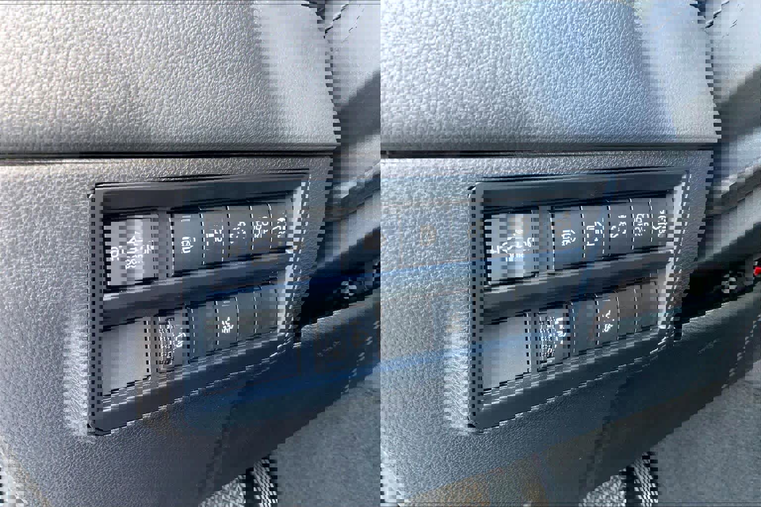 Used 2024 Toyota Tundra Limited w/ Power Package image 63