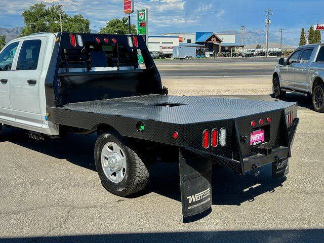 Used 2022 RAM 3500 Tradesman w/ Cold Weather Group image 8