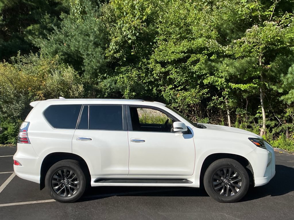 Used 2021 Lexus GX 460 Premium w/ Premium Package AWD/4WD image 7