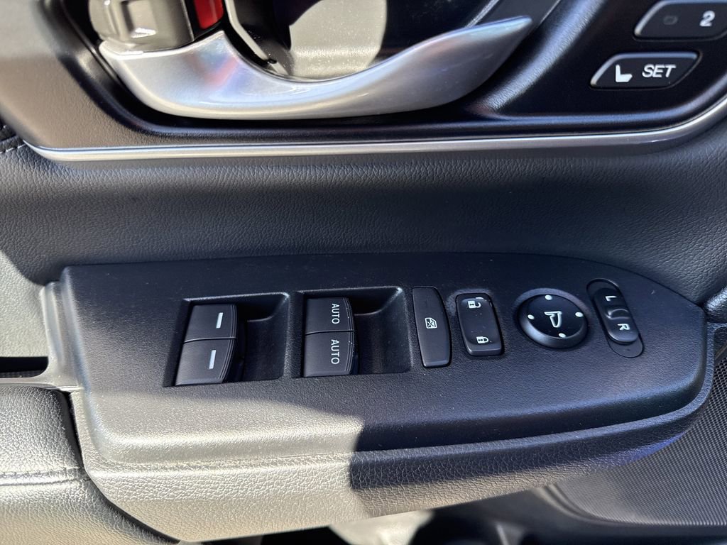 Used 2021 Honda CR-V EX-L image 19