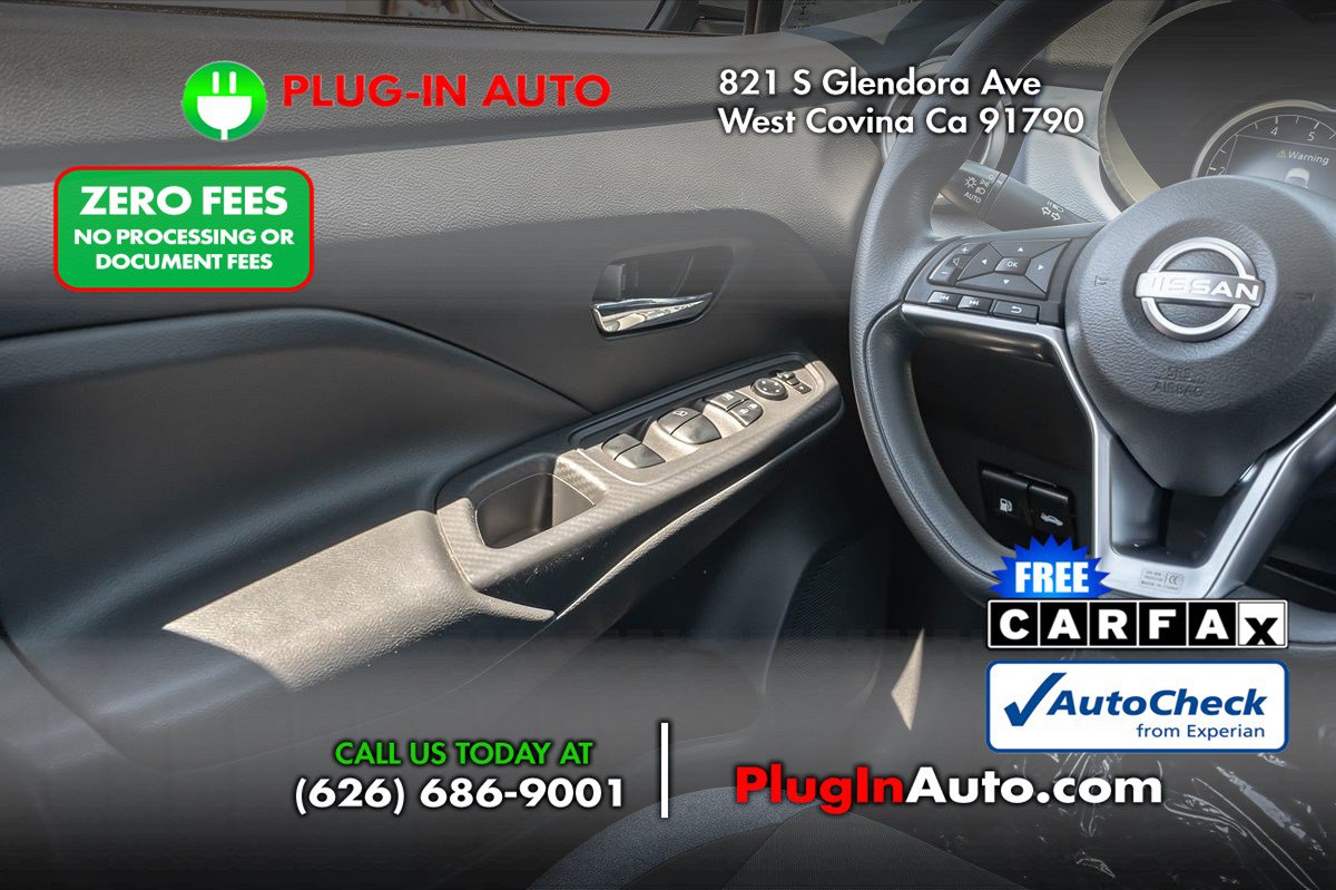 Used 2024 Nissan Versa SV w/ Trunk Package FWD image 13
