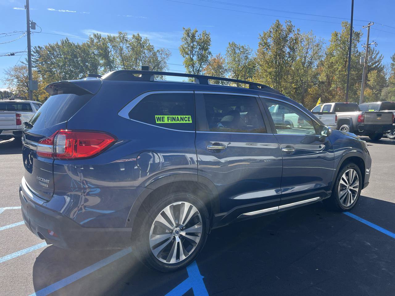 Used 2019 Subaru Ascent Touring w/ Popular Package #3 AWD/4WD image 3