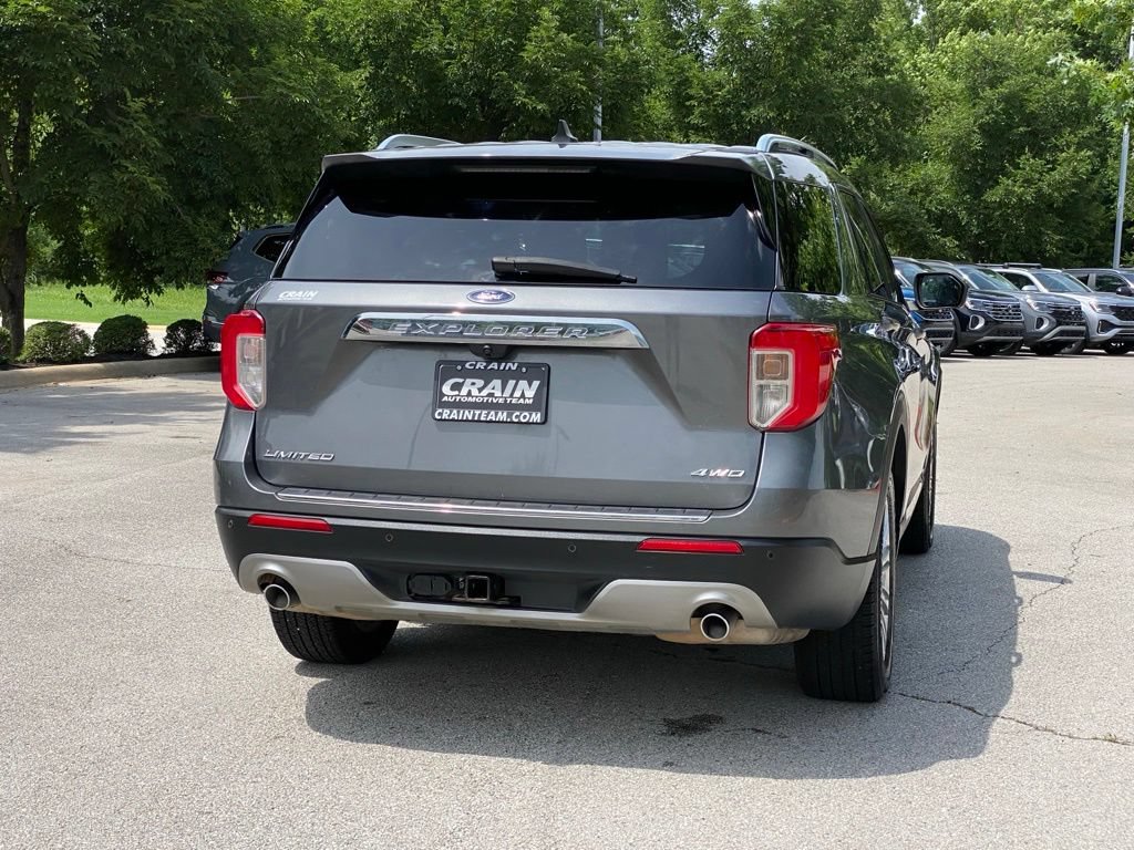 Used 2022 Ford Explorer Limited w/ Equipment Group 301A AWD/4WD image 8