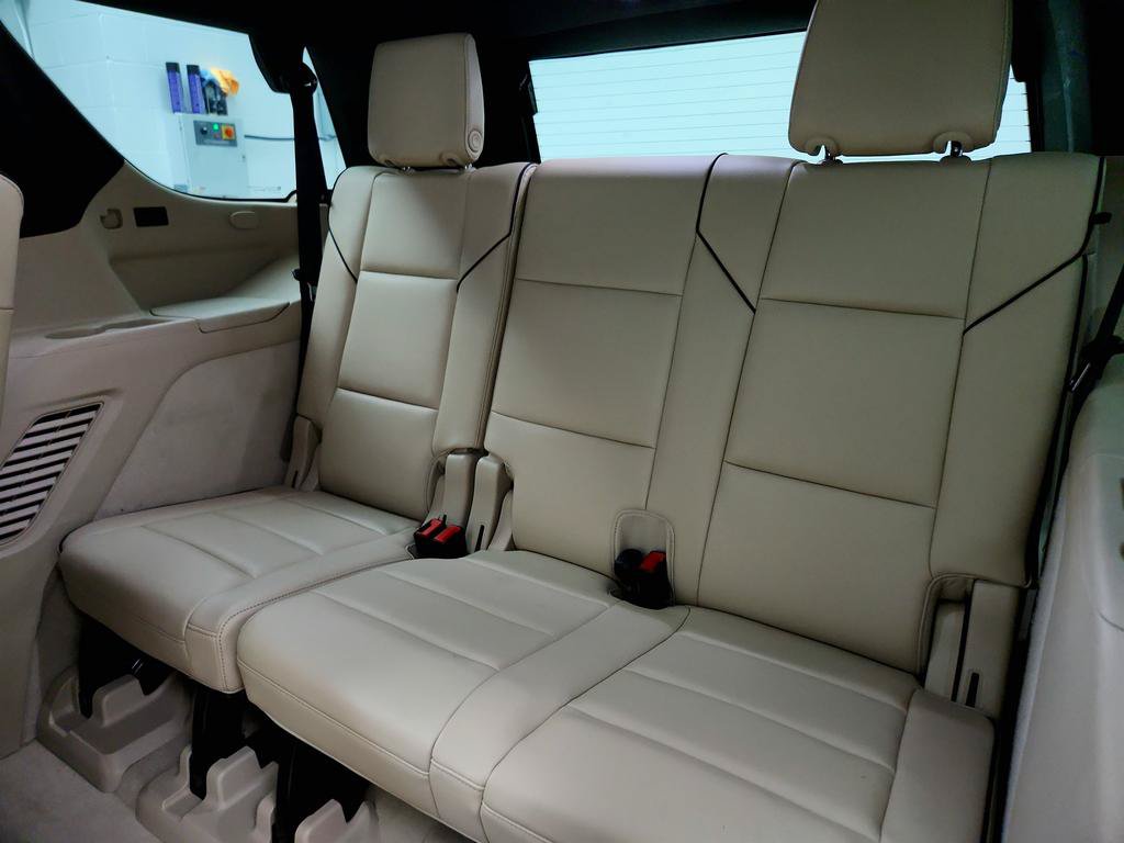 Used 2021 Cadillac Escalade Premium Luxury w/ Driver Assist Tech Package AWD/4WD image 28