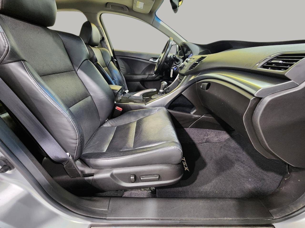 Used 2013 Acura TSX Sedan FWD image 24
