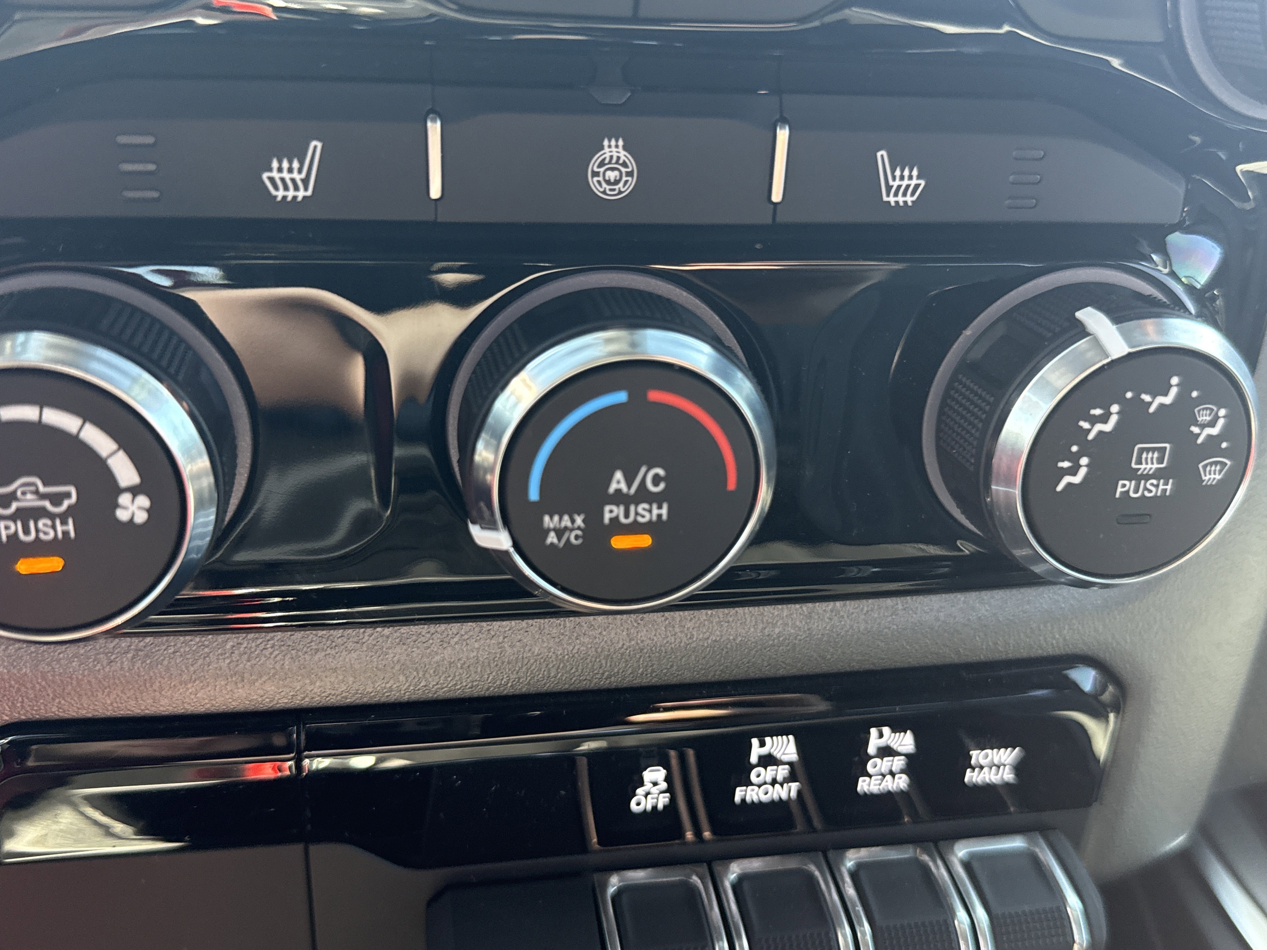 Used 2025 RAM 1500 Big Horn image 29