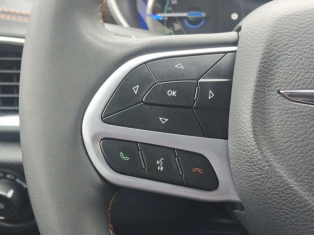 Used 2023 Chrysler Pacifica Pinnacle image 24