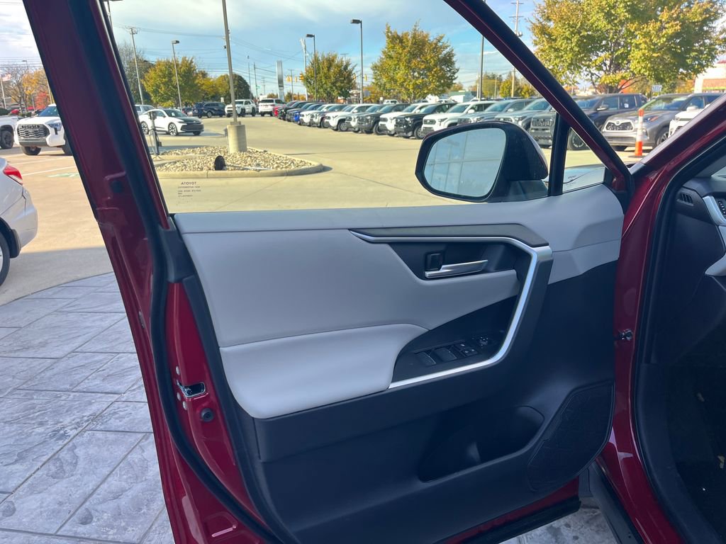 New 2025 Toyota RAV4 XLE image 11
