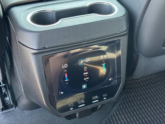New 2026 GMC Yukon Denali Ultimate AWD/4WD image 19