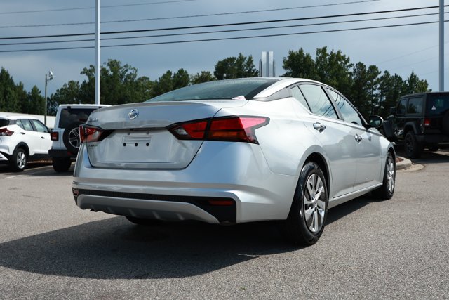 Used 2022 Nissan Altima 2.5 S FWD image 6