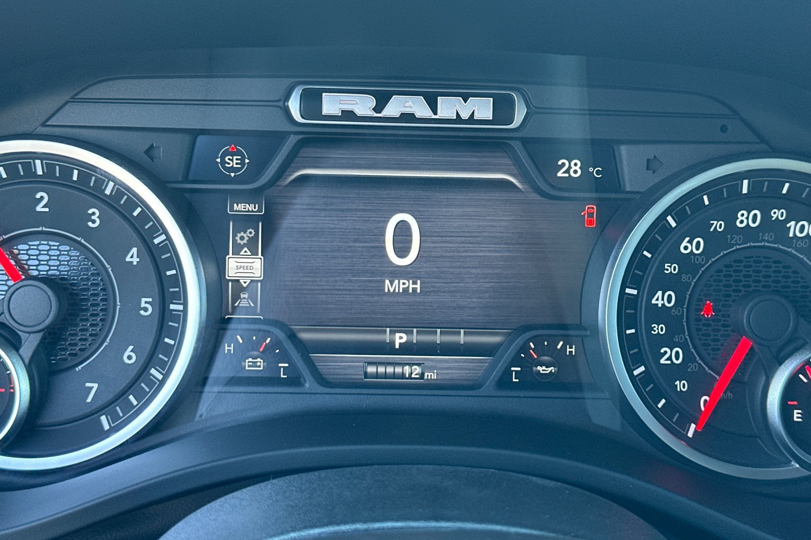New 2026 RAM 1500 Express AWD/4WD image 21