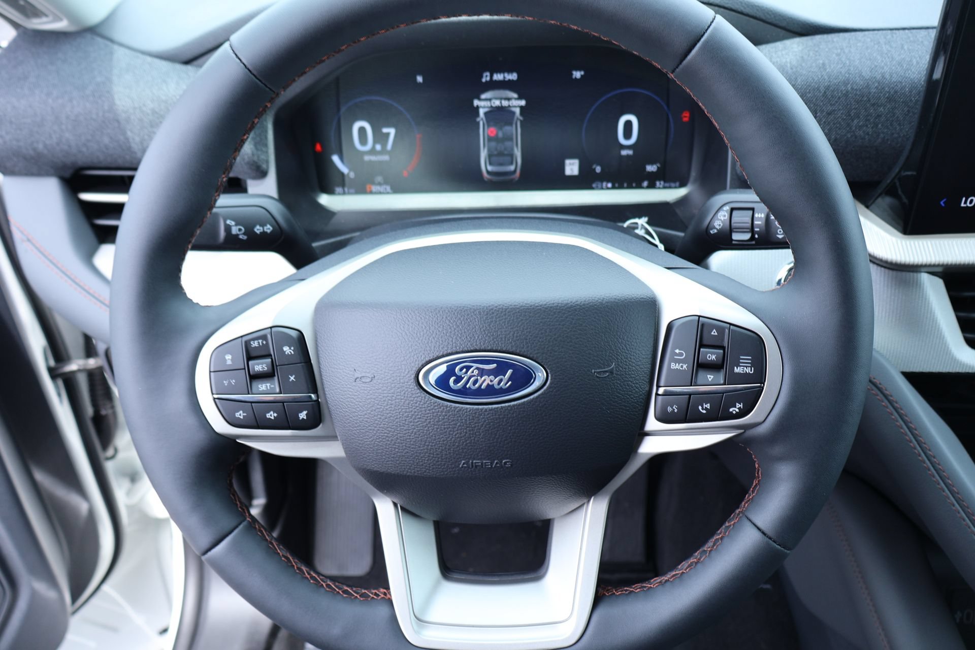 New 2026 Ford Explorer Active w/ Active Comfort Package AWD/4WD image 3