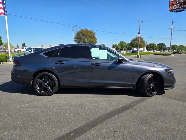 Used 2023 Honda Accord EX image 3