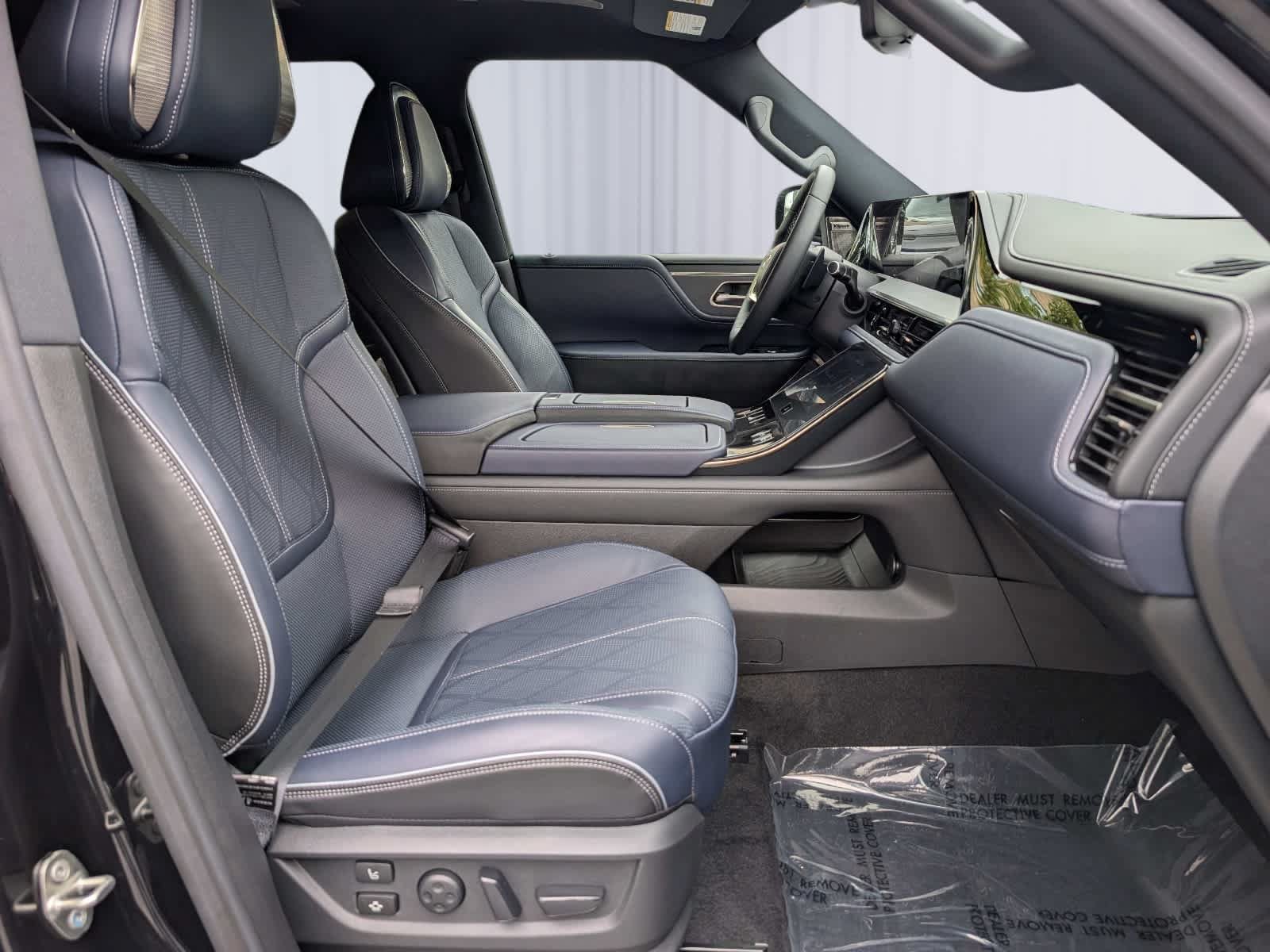 Used 2026 INFINITI QX80 4WD image 11