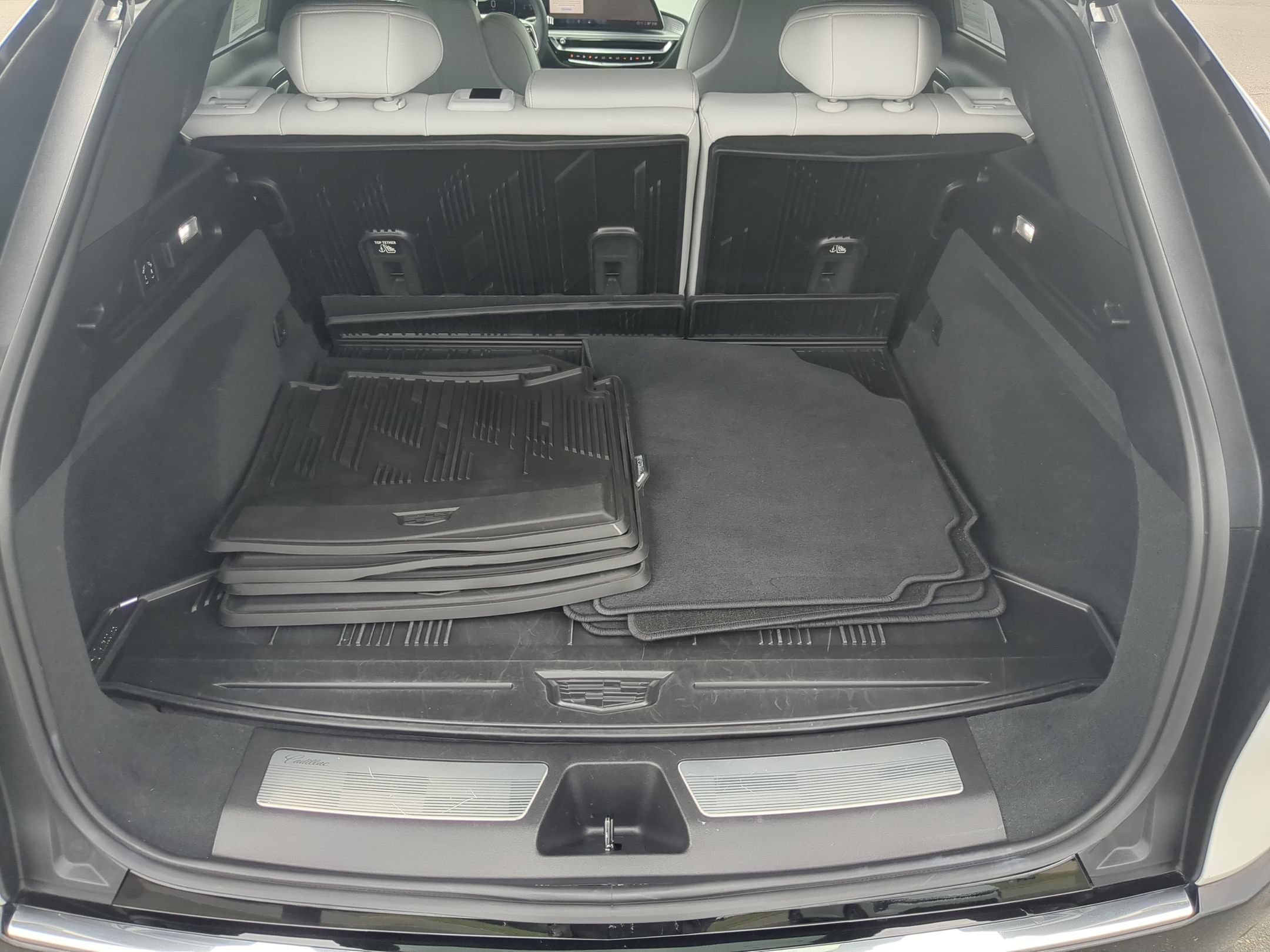 Certified 2024 Cadillac Lyriq Luxury RWD image 25