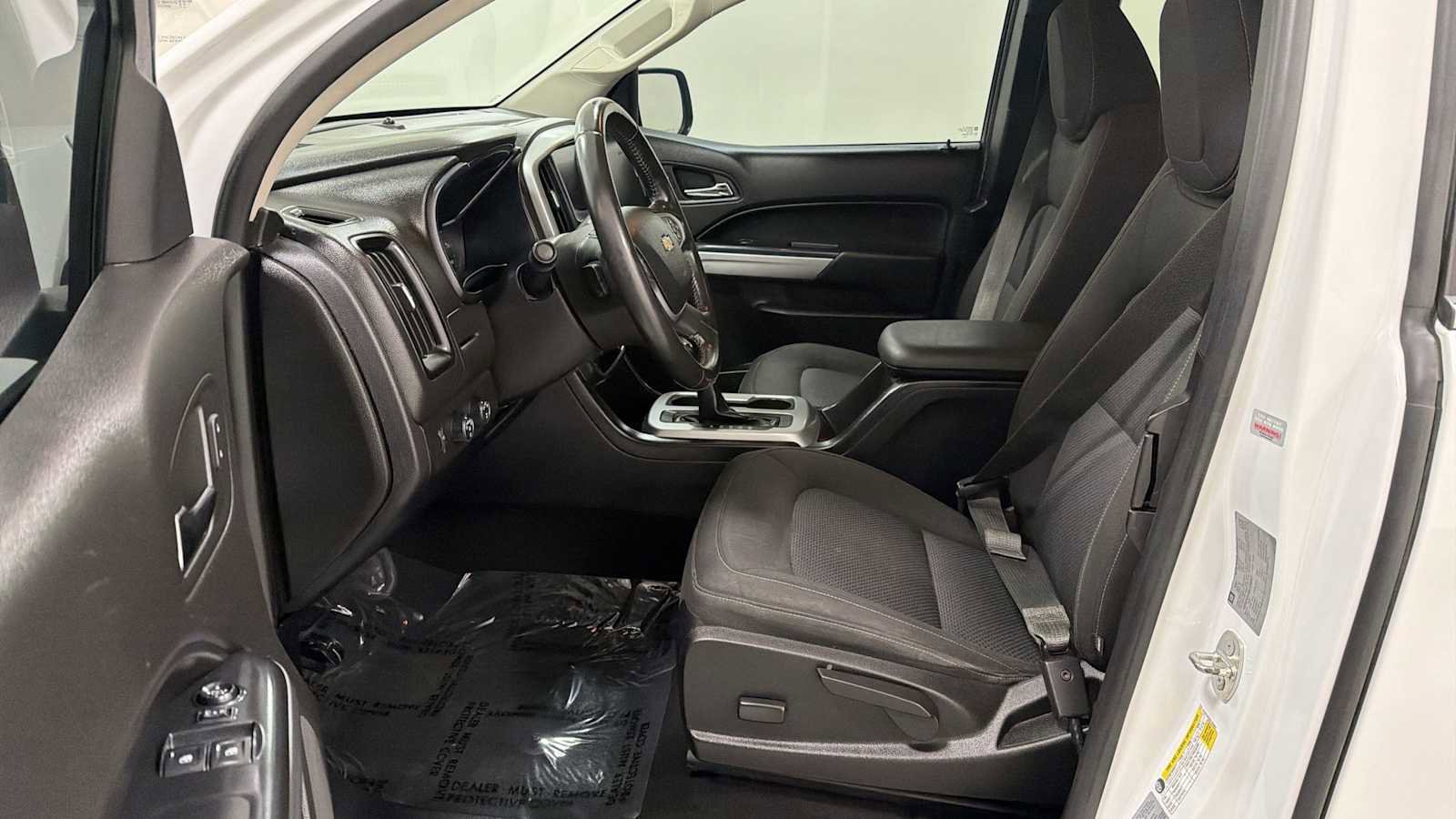 Used 2016 Chevrolet Colorado LT w/ LT Convenience Package image 13