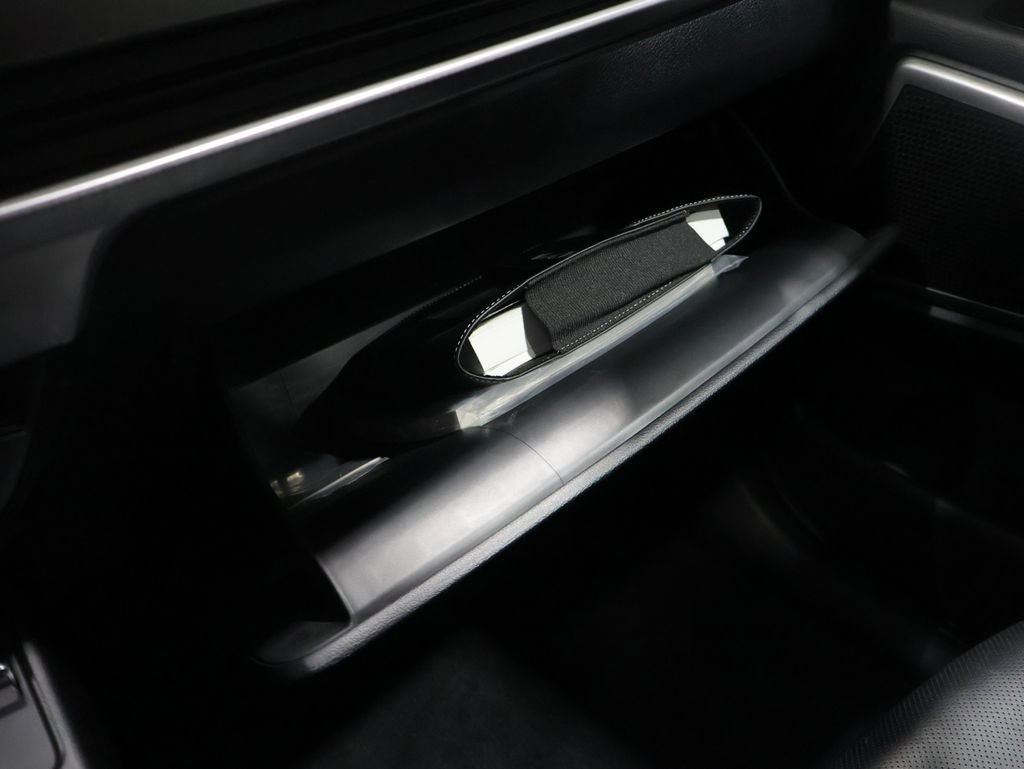 Used 2025 Kia Telluride S AWD/4WD image 36