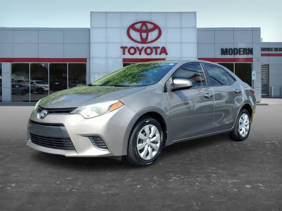 Used 2016 Toyota Corolla LE FWD image 1