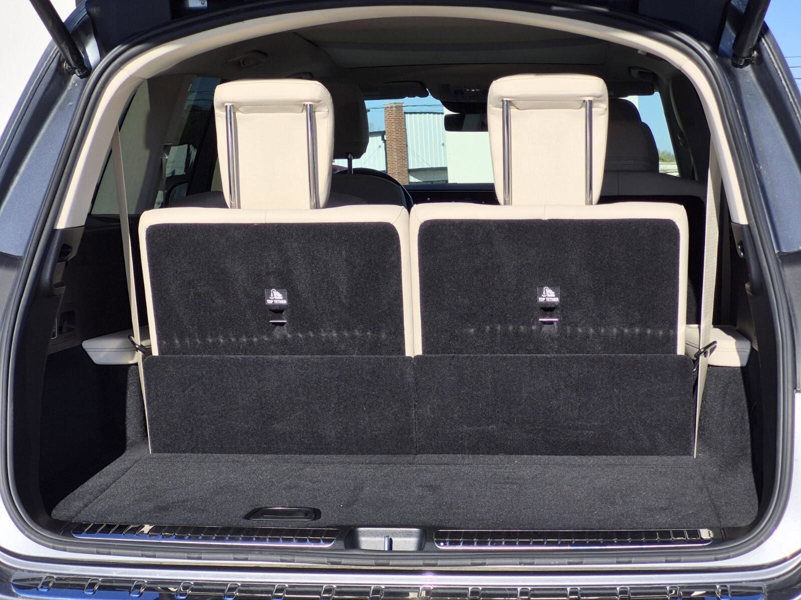 Used 2024 Mercedes-Benz GLS 450 4MATIC image 8