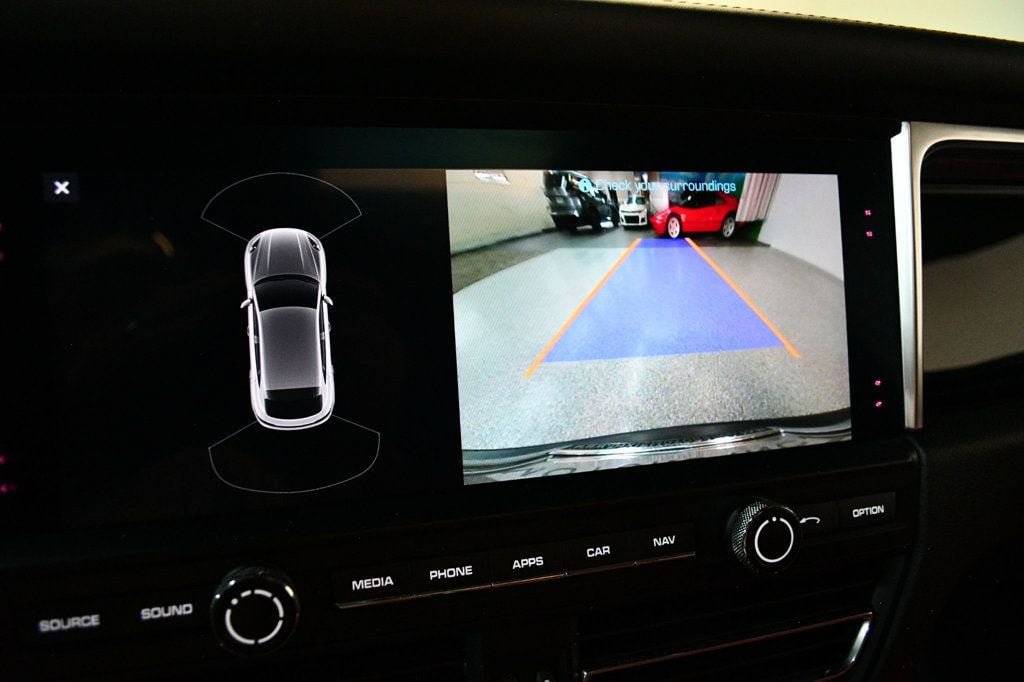 Used 2020 Porsche Macan S AWD/4WD image 59