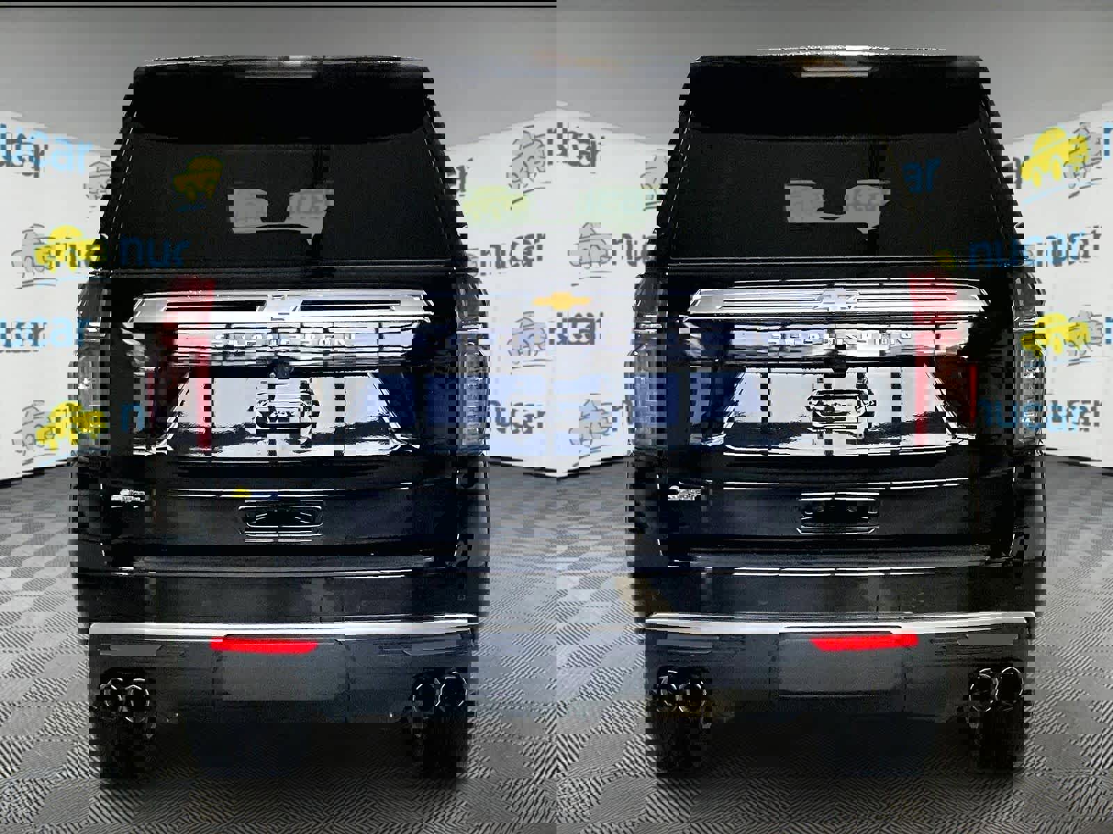 Certified 2023 Chevrolet Suburban High Country image 5