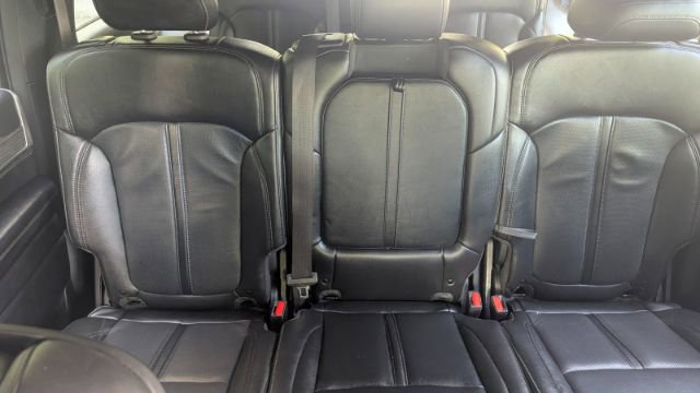 Used 2023 Jeep Wagoneer L Series II image 25