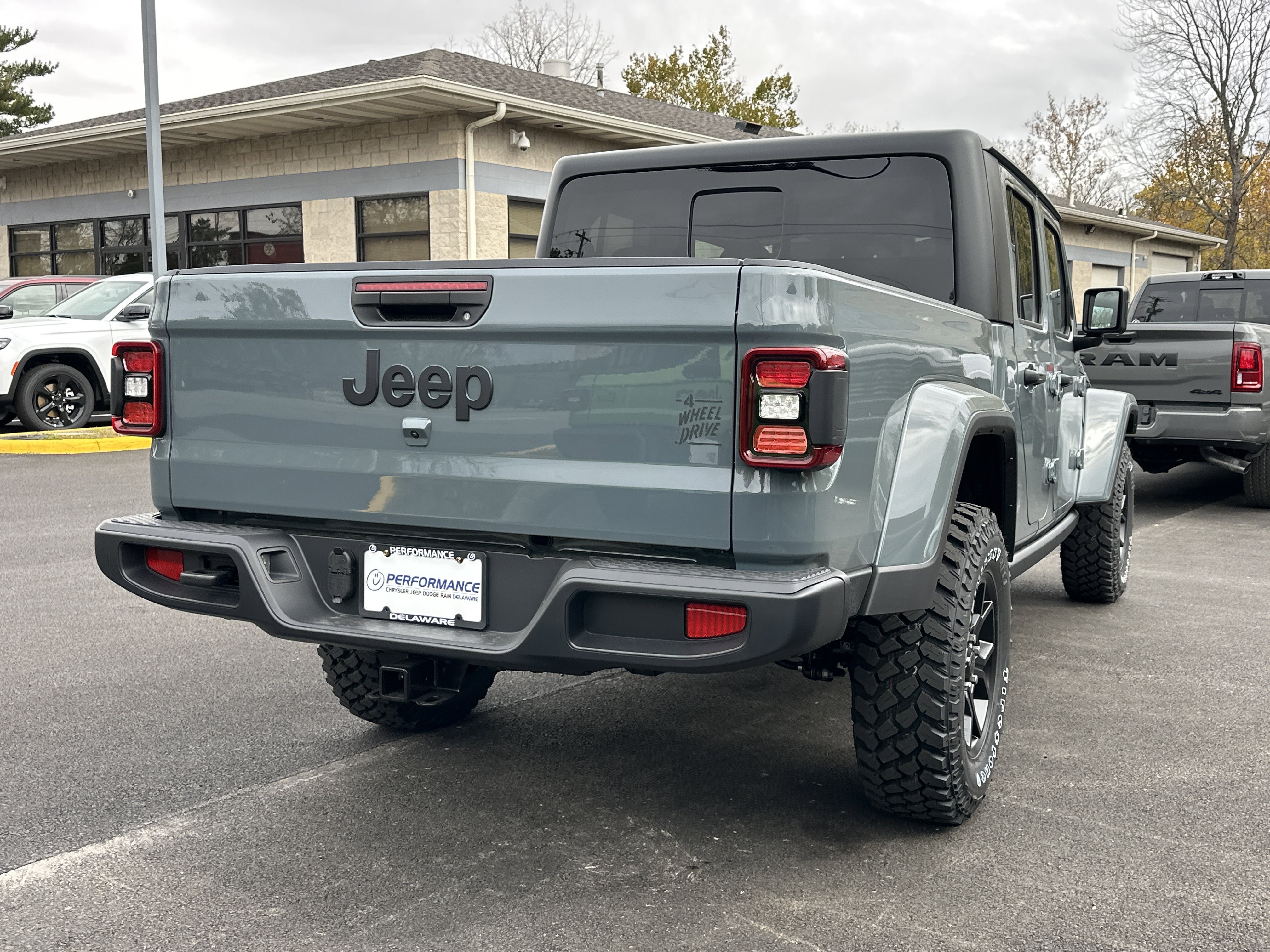 New 2026 Jeep Gladiator Willys image 15