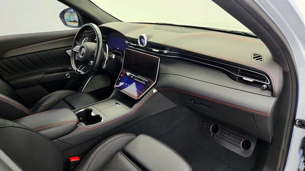 Used 2023 Maserati Grecale Modena AWD/4WD image 24