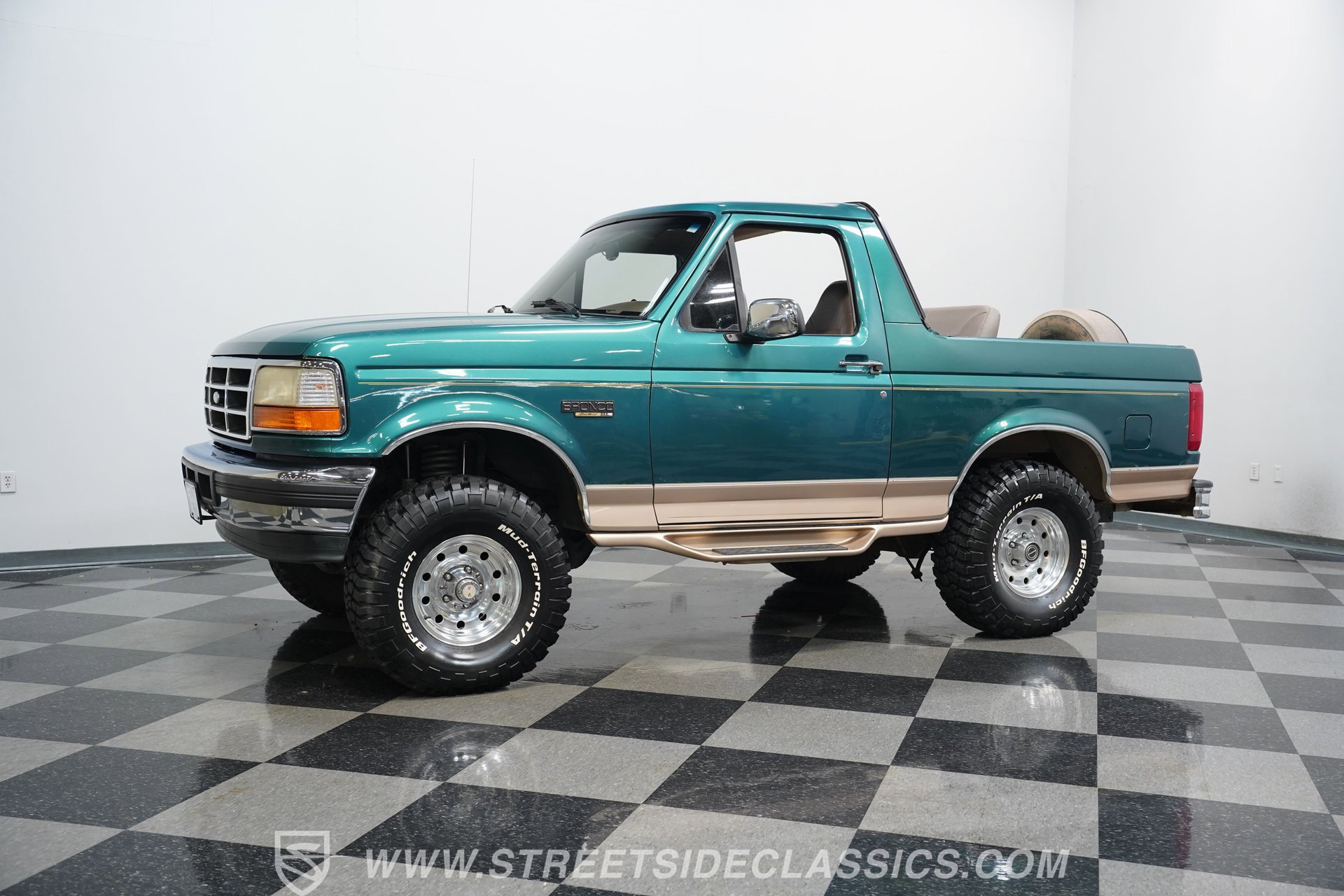 Used 1996 Ford Bronco Eddie Bauer image 6