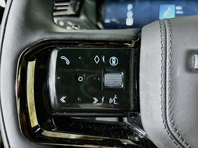 Used 2026 Land Rover Range Rover Velar S AWD/4WD image 10