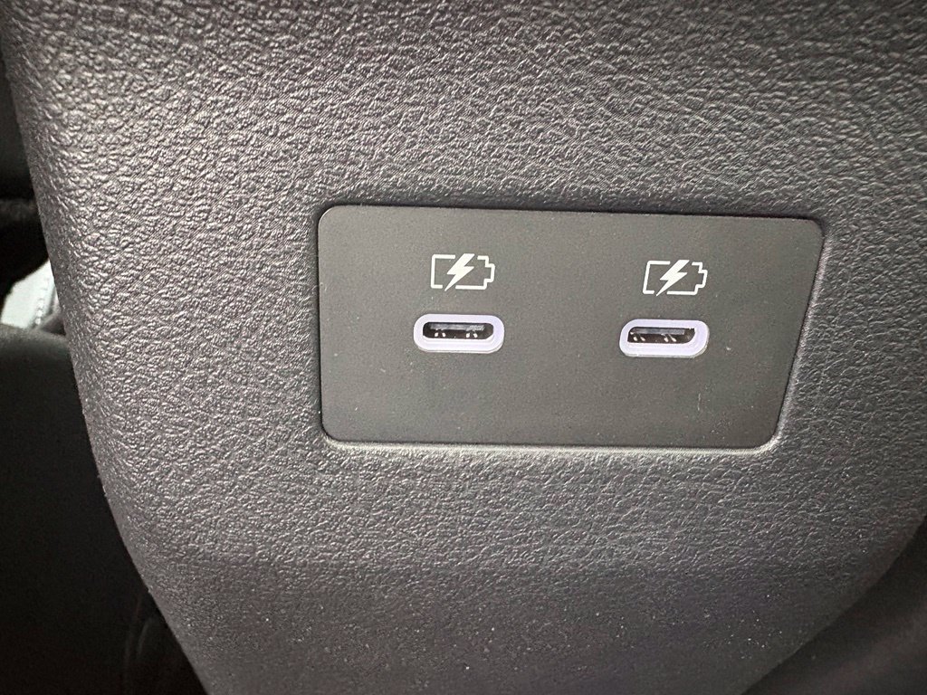 New 2027 Nissan Kicks SR w/ SR Premium Package AWD/4WD image 23