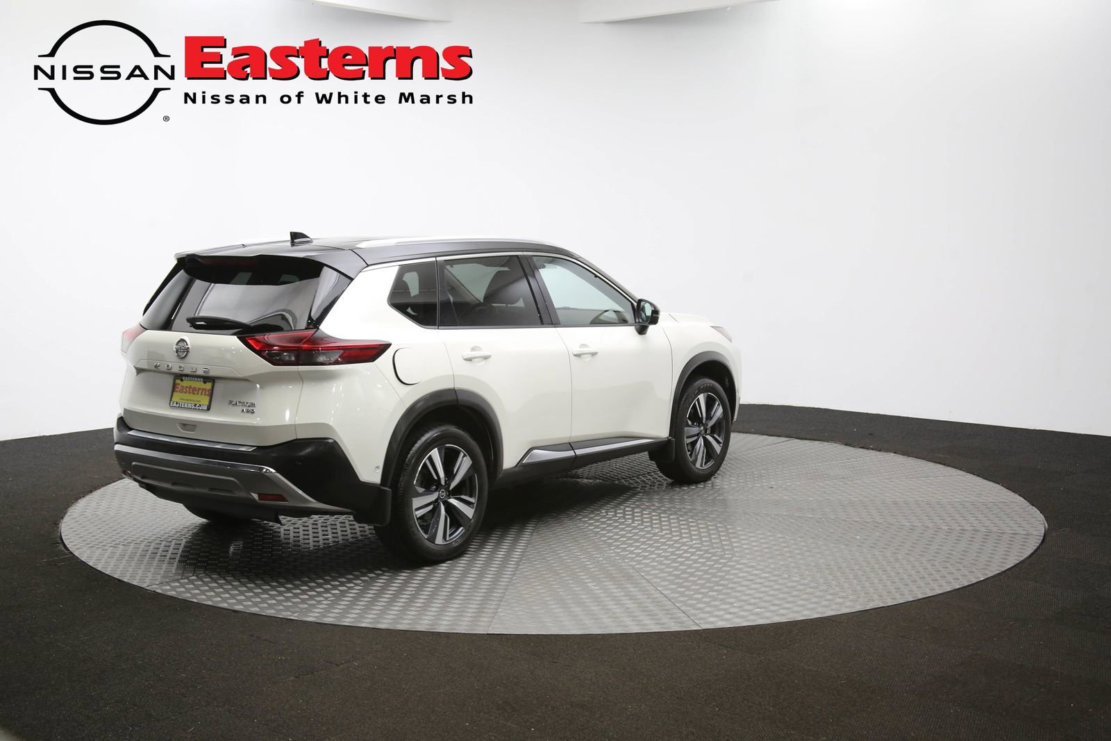 Used 2021 Nissan Rogue Platinum image 78