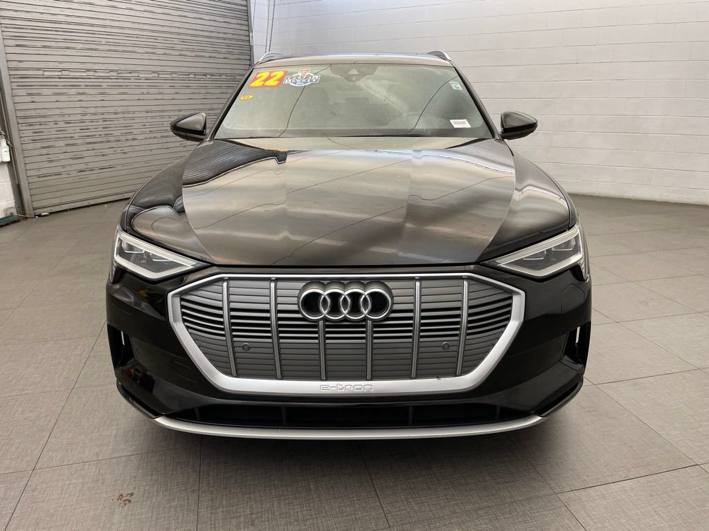 Used 2022 Audi e-tron Premium AWD/4WD image 8