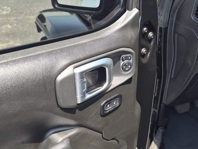 Used 2025 Jeep Gladiator Sport AWD/4WD image 11