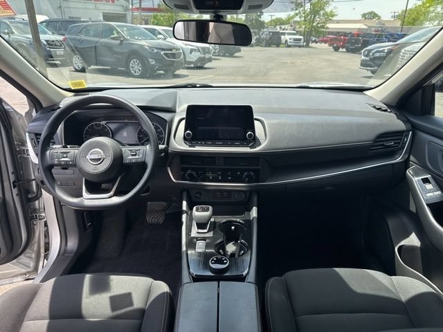 Used 2024 Nissan Rogue S AWD/4WD image 20