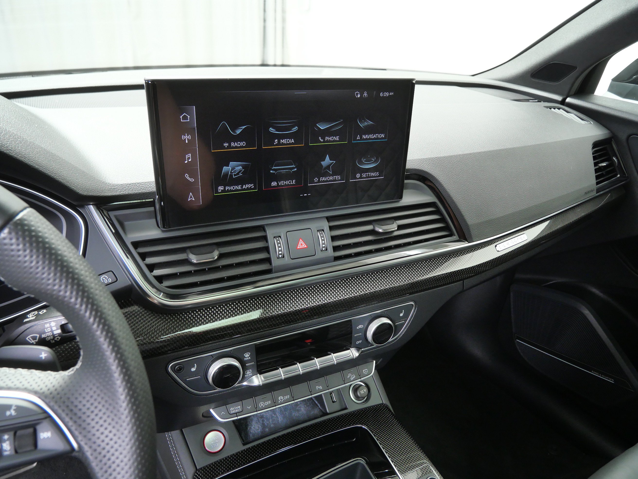 Used 2023 Audi SQ5 Premium Plus w/ Premium Plus Package AWD/4WD image 19