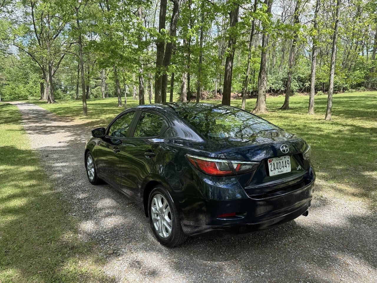 Used 2016 Scion iA FWD image 12