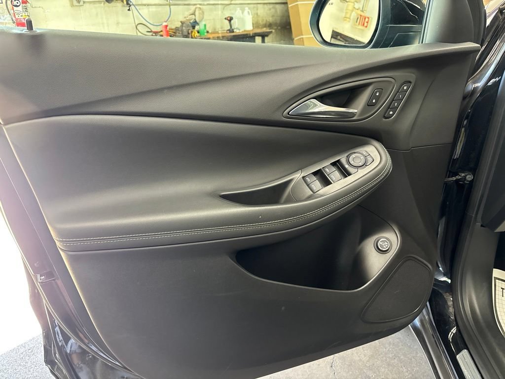 Used 2023 Buick Encore GX Essence w/ Experience Buick Package FWD image 20