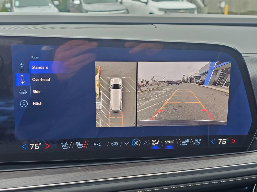 New 2026 Chevrolet Suburban Premier image 34