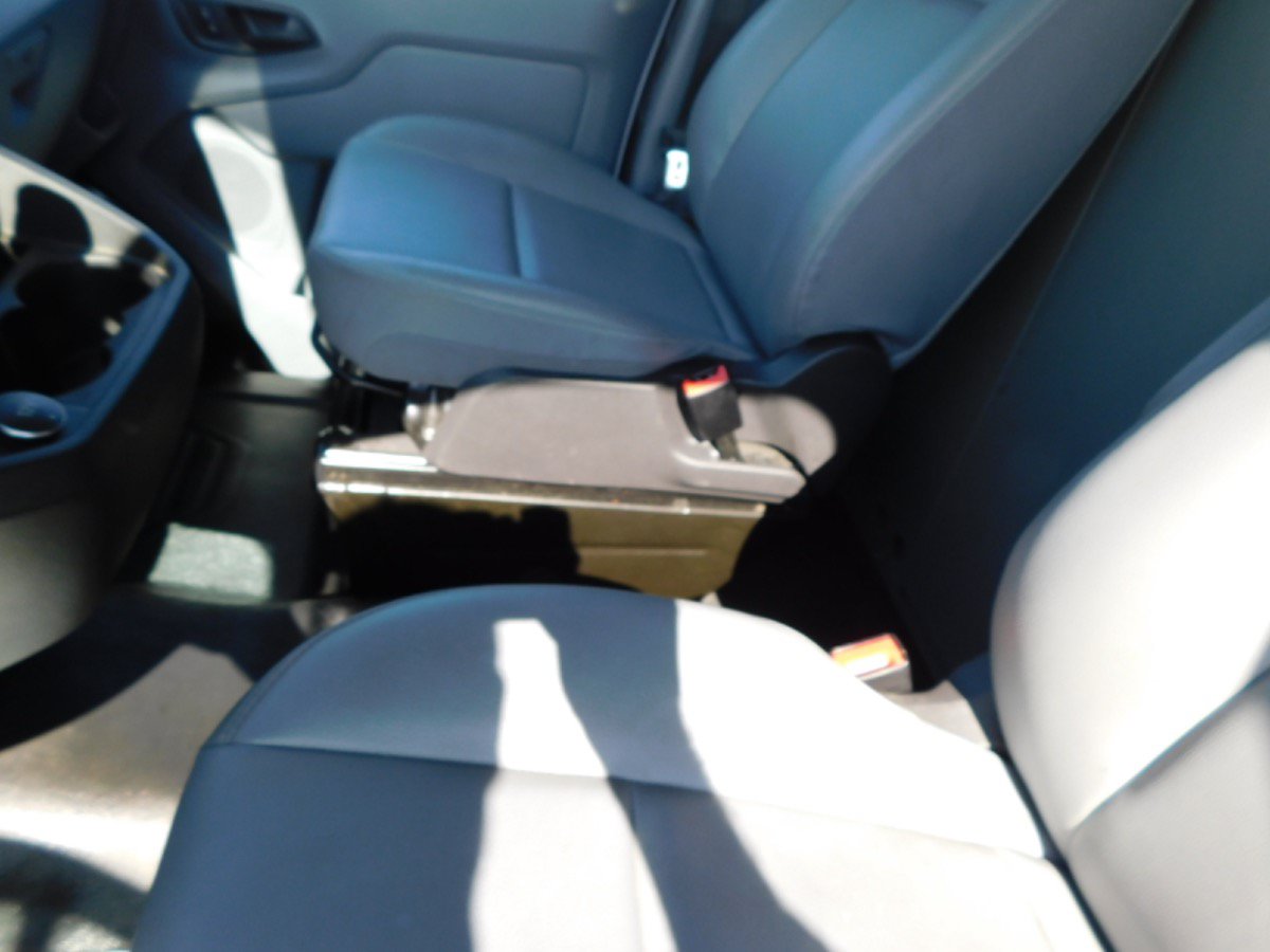 Used 2019 Ford Transit 150 130 Medium Roof RWD image 17